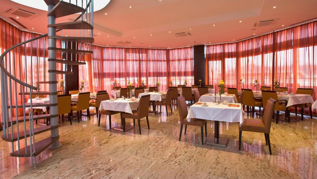 Aparthotel Premier Podgorica Étterem fotó